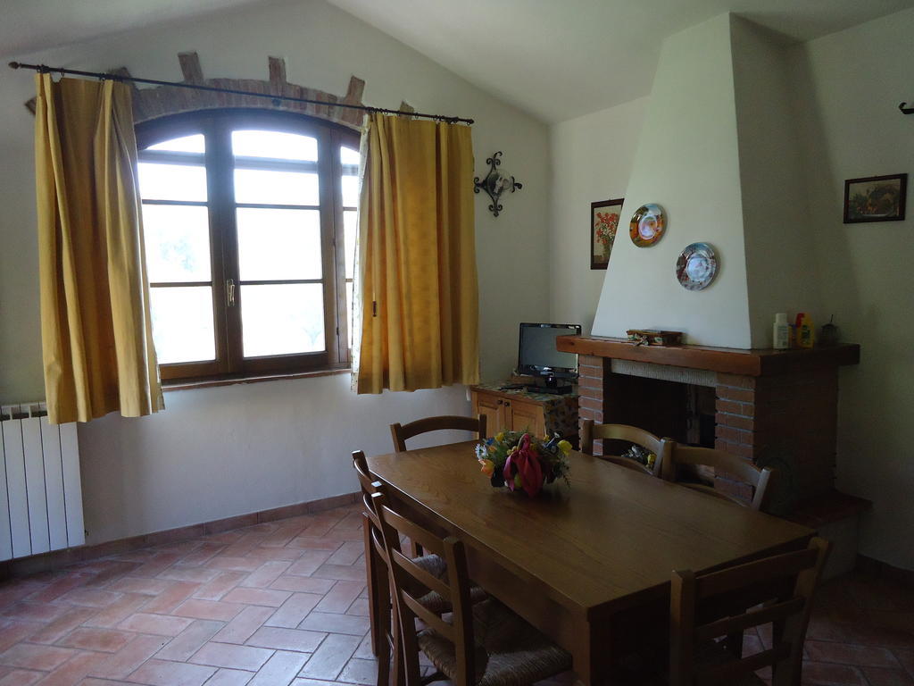 Il Borgo Di Montereggi Villa Limite Szoba fotó